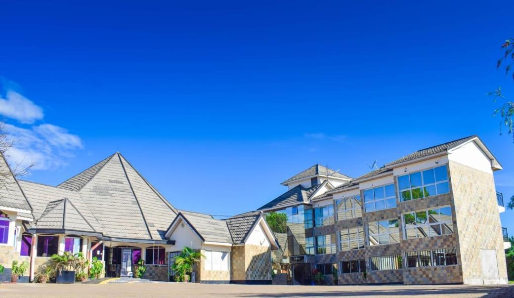 Golden Gates Hotel Thuthuriki المظهر الخارجي الصورة
